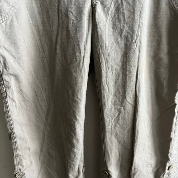 The North Face Women's Almatta Cropped Capri Khaki Pants Size 12 - Picture 4 of 12